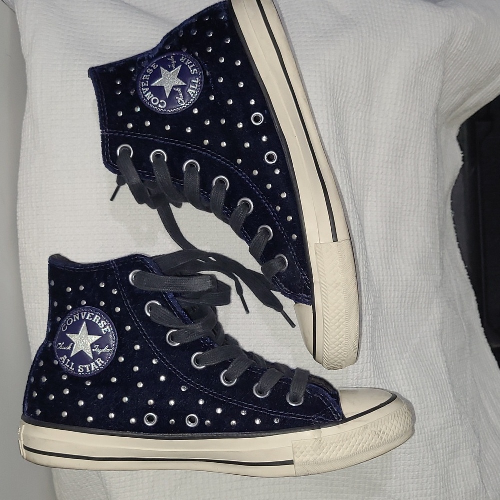 CONVERSE Velvet Size 7 Navy High-Top Sneakers with Studs - Picture 6 of 15